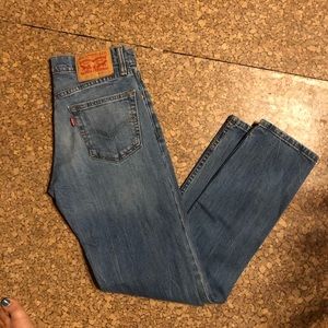 Levi’s Jeans